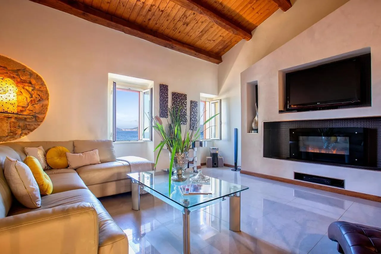 Sardinia Re - Cavour Loft Sea View Apartment Alghero Italy